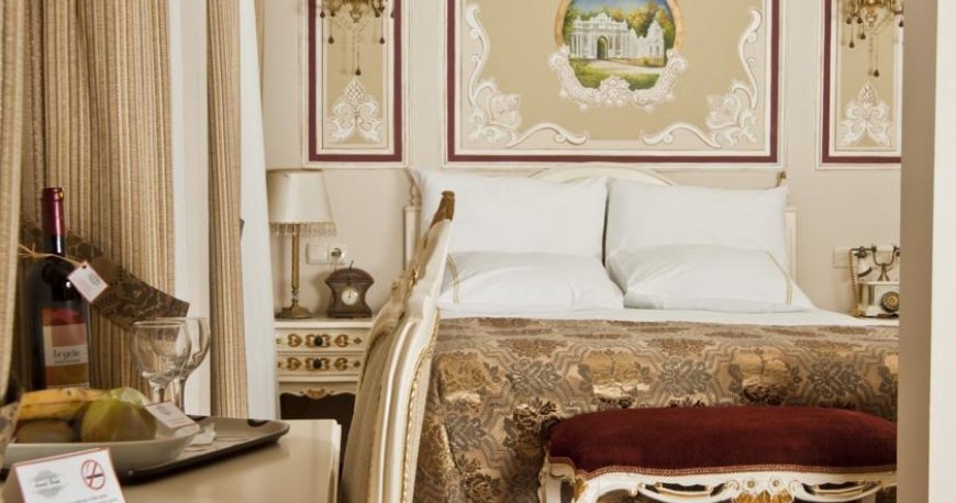 اتاق هتل آسمالی