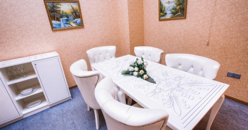 رستوران هتل ادمیرال باکو