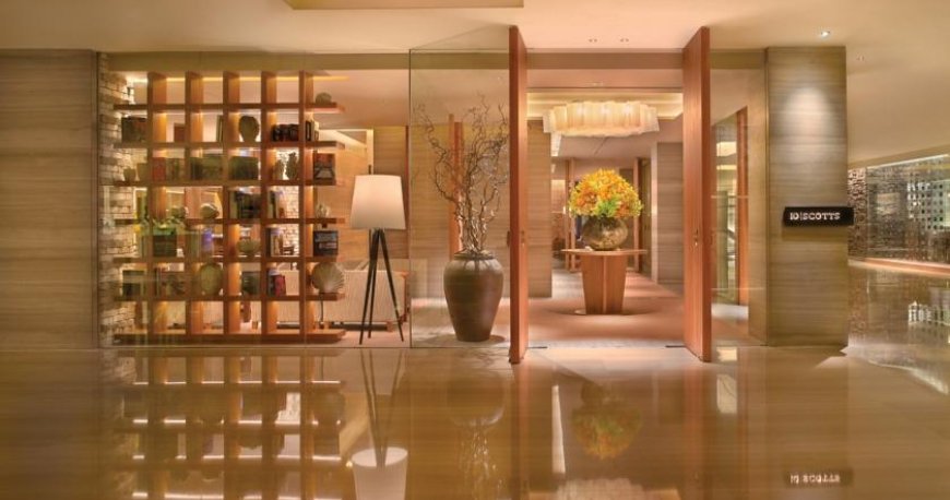 لابی هتل گرند حیات سنگاپور