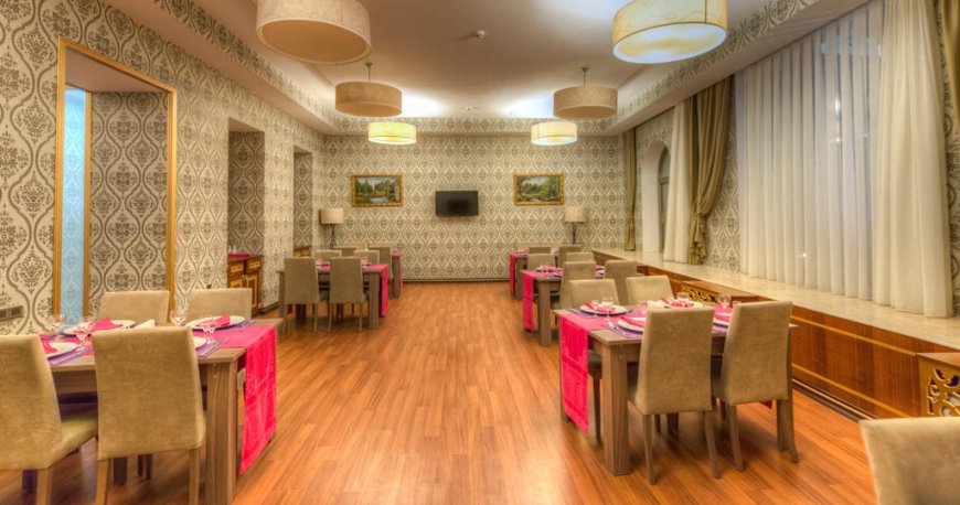 رستوران هتل گرند باکو