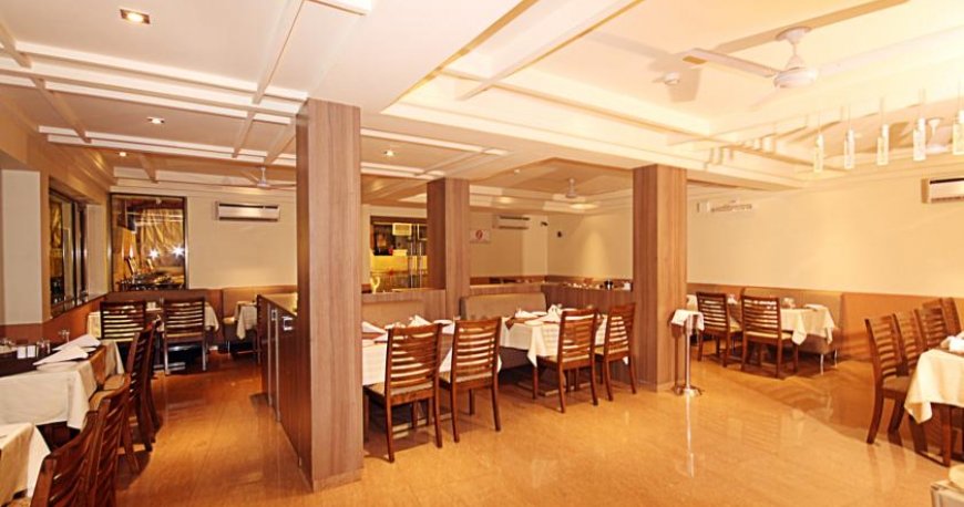 رستوران هتل سندل وود گوا رستوران هتل سندل وود گوا