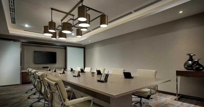 هتل استرایپس کوالالامپور اتوگراف کالکشن کوالالامپور