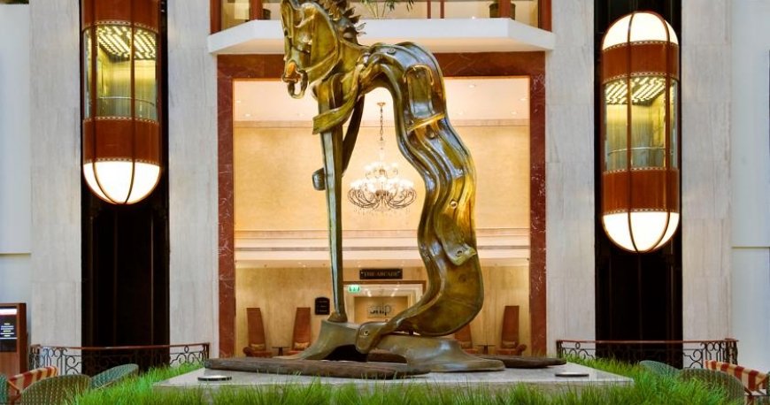 لابی هتل لالیت بمبئی