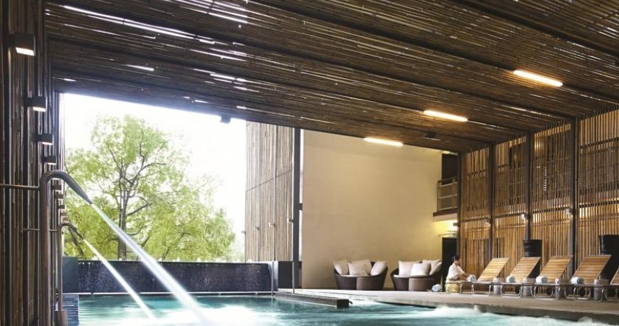 استخر هتل مایا کوالالامپور استخر هتل مایا کوالالامپور