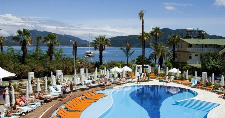 استخر هتل کاسا دی ماریس استخر هتل کاسا دی ماریس