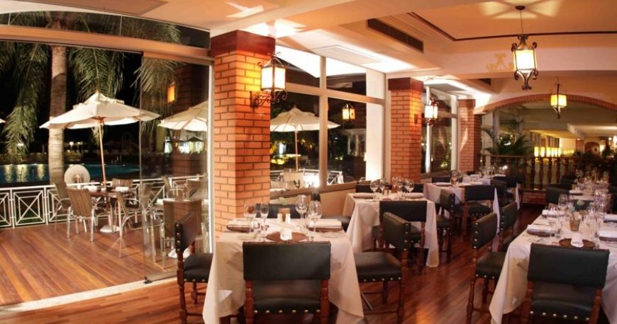 رستوران هتل بوربن کاتاراتاس ایگواسو رستوران هتل بوربن کاتاراتاس ایگواسو