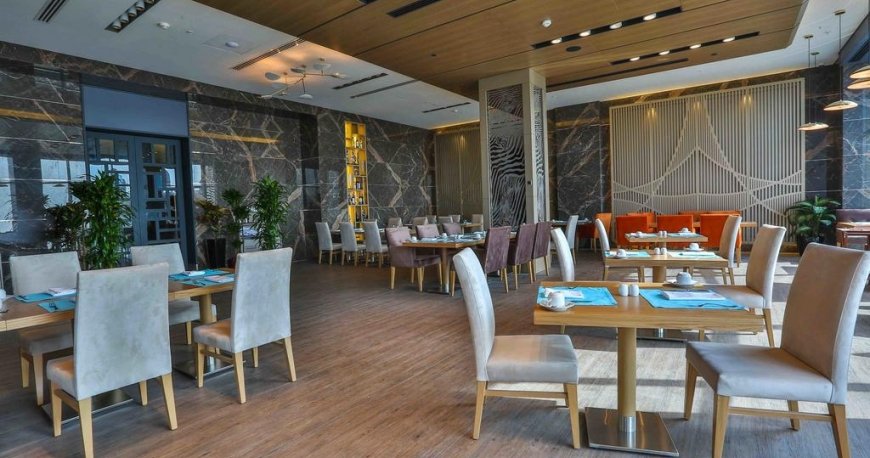 رستروان هتل وینتر پارک باکو