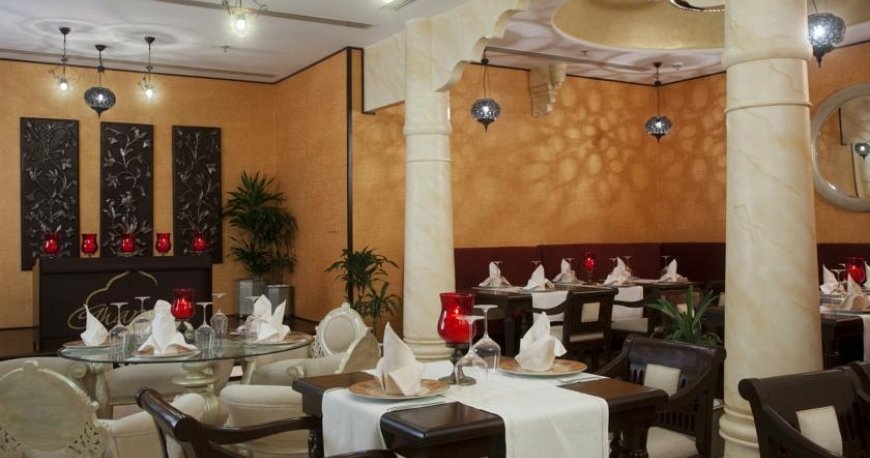 رستوران هتل هالیدی این دبی