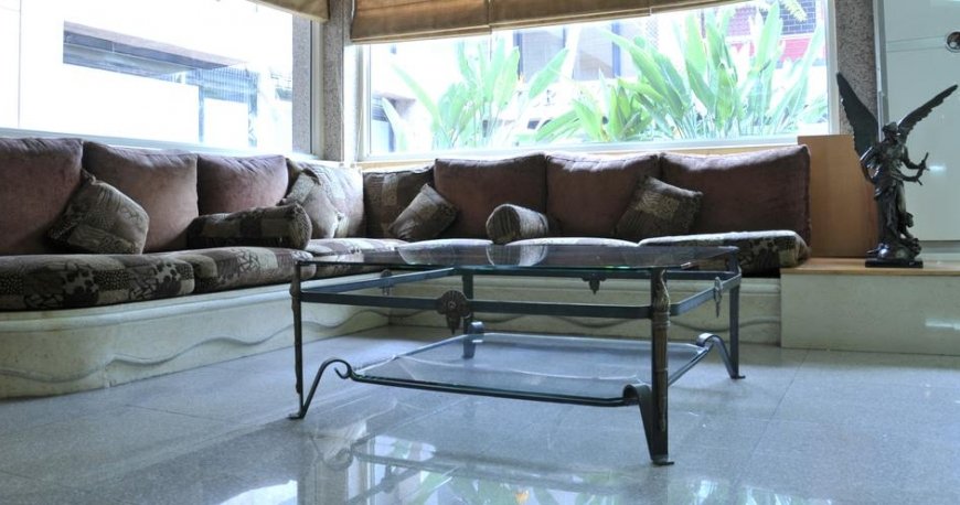 لابی هتل وایت هاوس بیروت