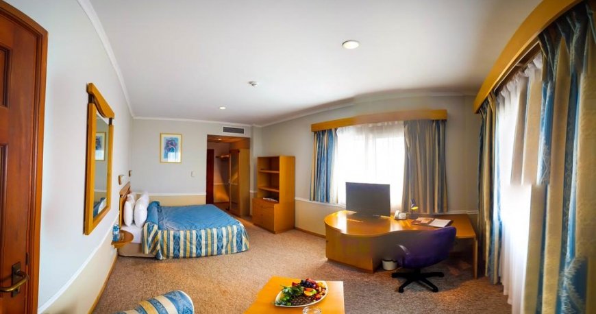 اتاق هتل کرسنت بیچ باکو