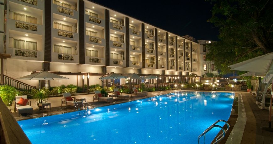 هتل ناگوا گرند