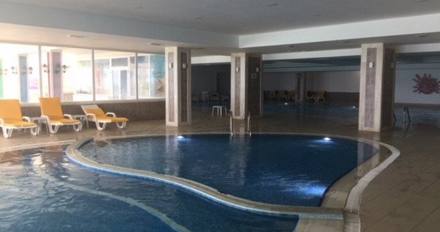 استخر هتل سالامیس بی کنتی فاماگوستا