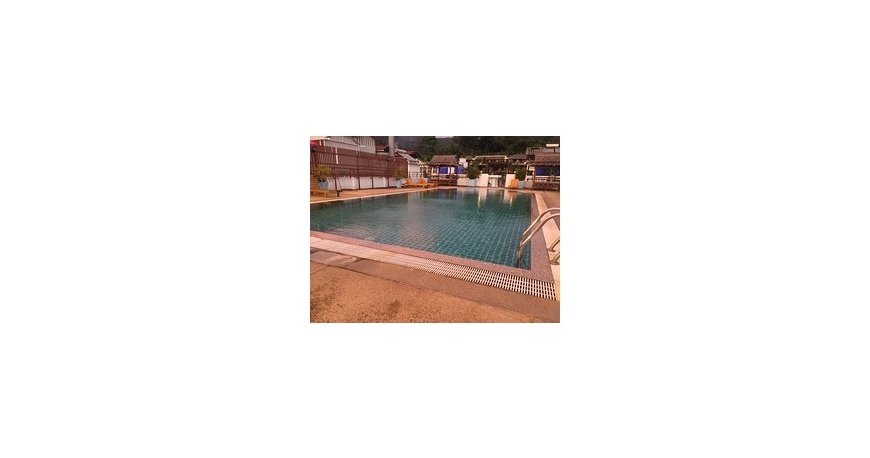 استخر هتل وای کی پاتونگ