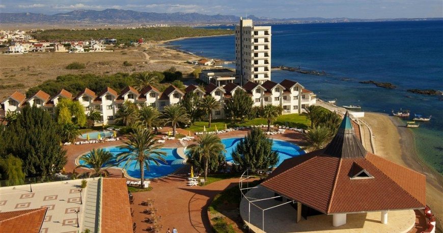 هتل سالامیس بی کنتی