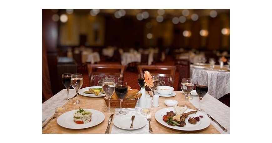 رستوران هتل گلدن کوست باکو