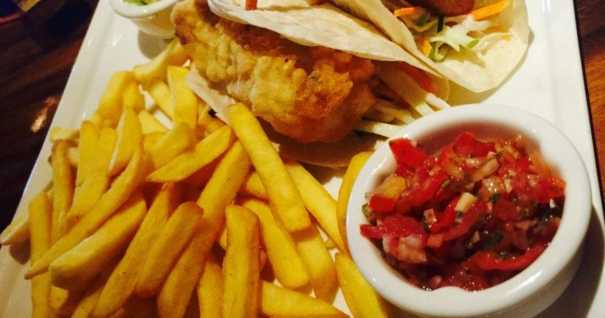 رستوران تریدر ویکس موای تای لانگ رأس الخیمه رستوران تریدر ویکس موای تای لانگ رأس الخیمه