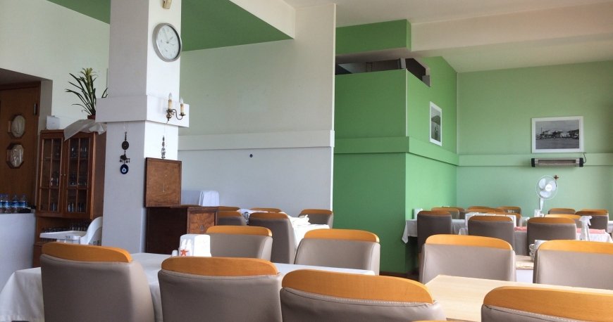 آیوالیک دنیز آیوالیک دنیز