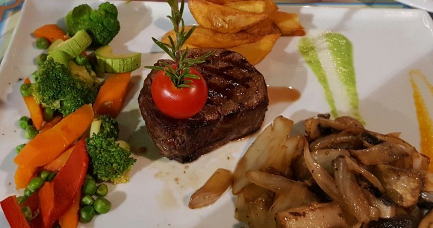 لادیس بیچ لادیس بیچ