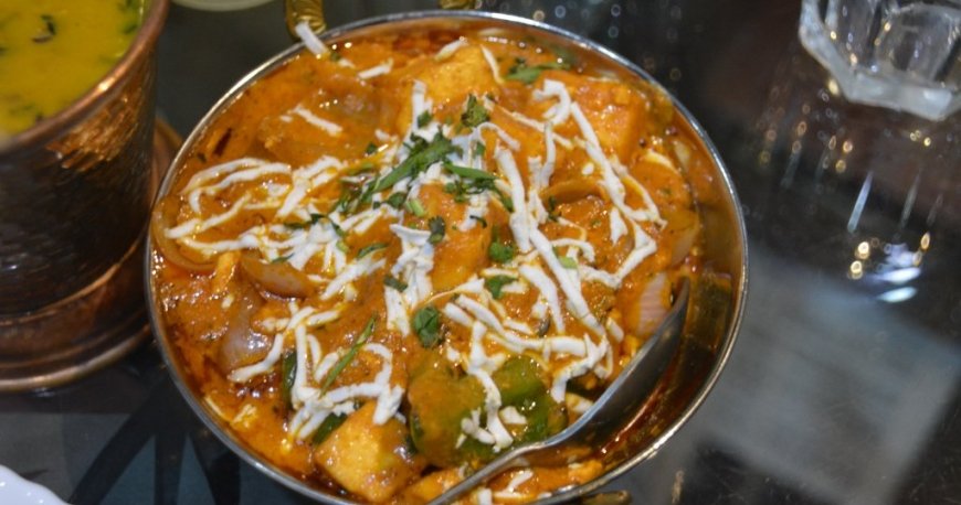 شروس هنگ آوت