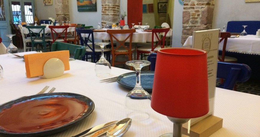 آیوالی فود آیوالی فود