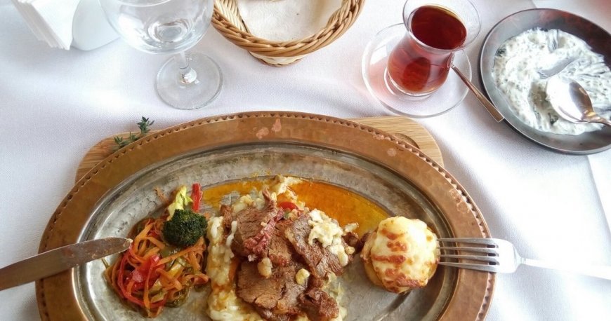 رستوران روف میز 360 استانبول رستوران روف میز 360 استانبول