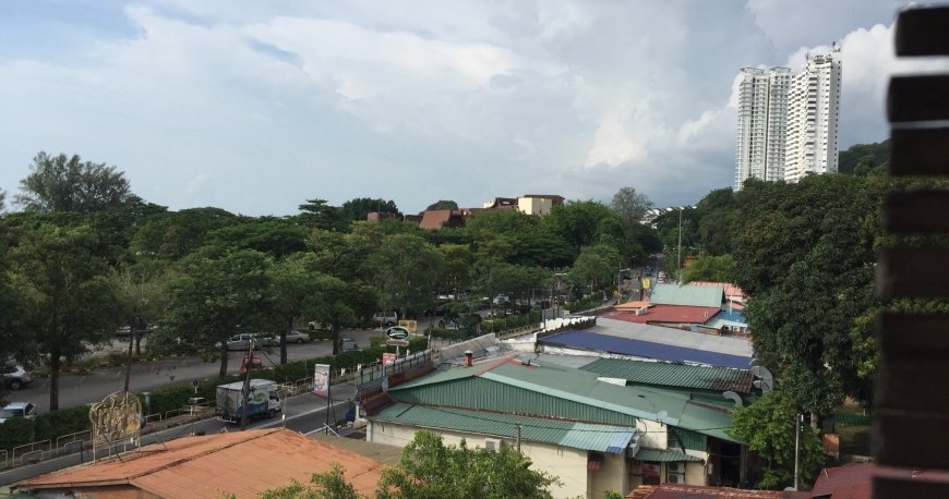 اندروز کمپونگ