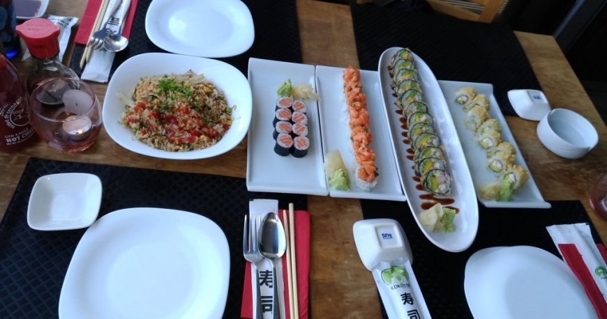 کوکو یاکی سوشی