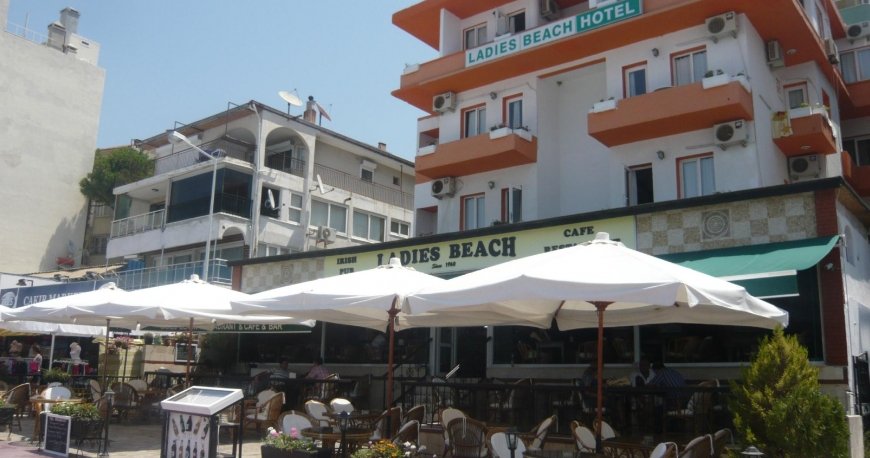 لادیس بیچ لادیس بیچ