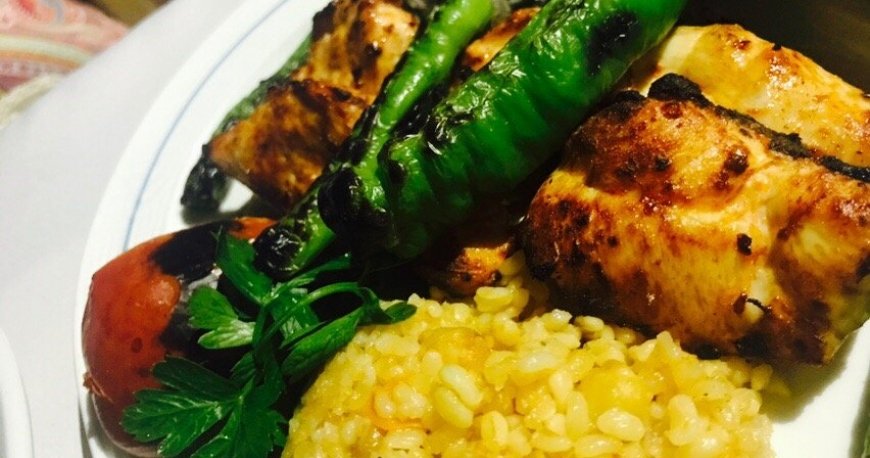 ال آمد تراس استانبول