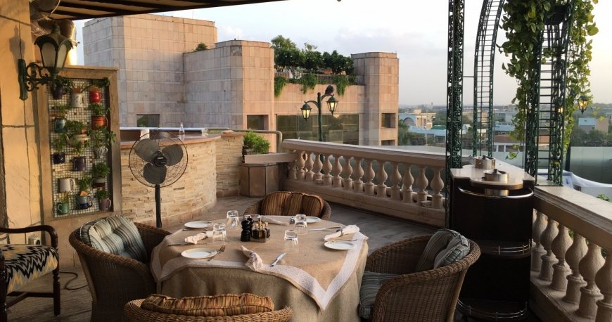 اوتیمو ات وست ویو