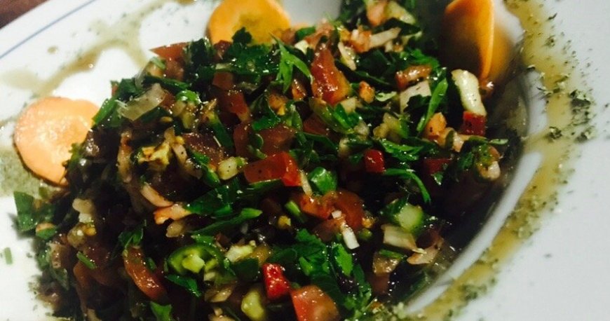 ال آمد تراس استانبول