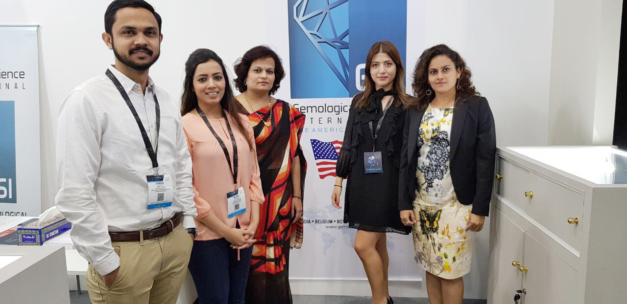 نمایشگاه جواهرات دبی