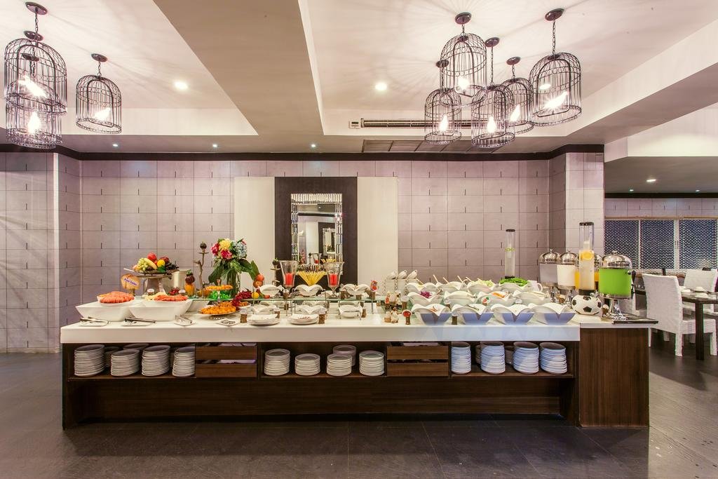 رستوران هتل پاتونگ هریتیج پوکت رستوران هتل پاتونگ هریتیج پوکت