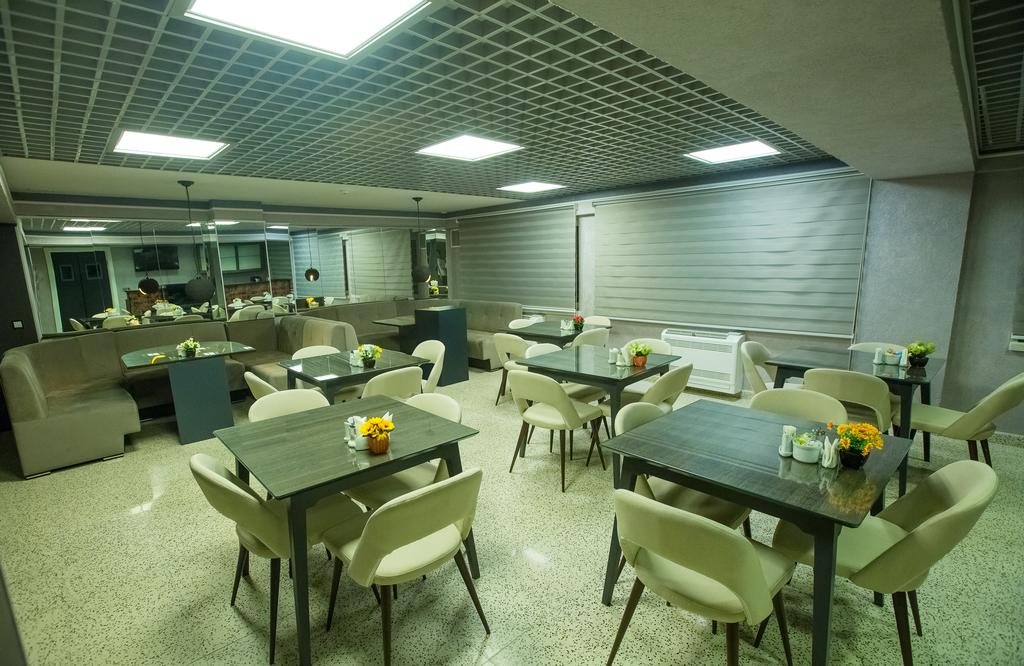 رستوران هتل دون - دار باکو