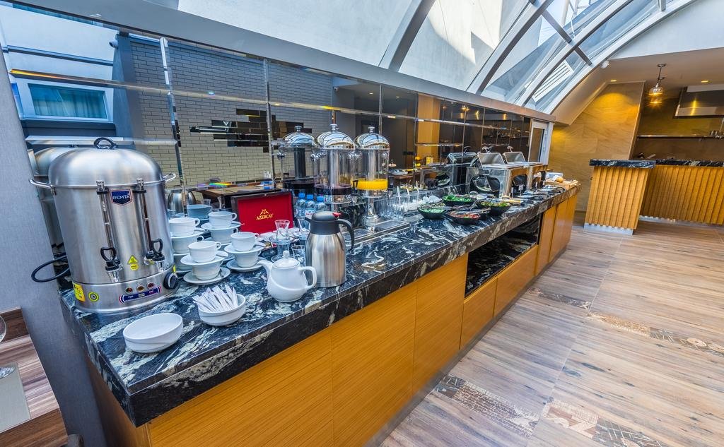 رستوران هتل سیتی سنتر تفلیس