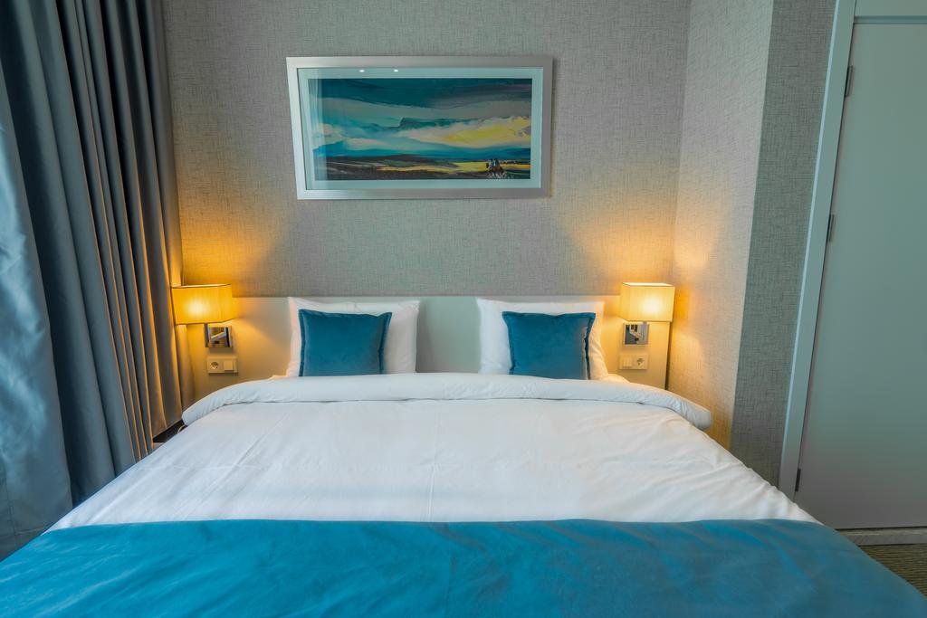 اتاق هتل سیتی سنتر تفلیس