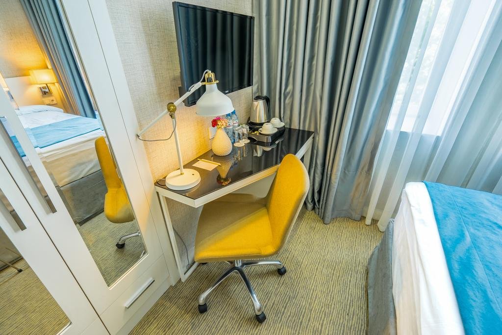 اتاق هتل سیتی سنتر تفلیس