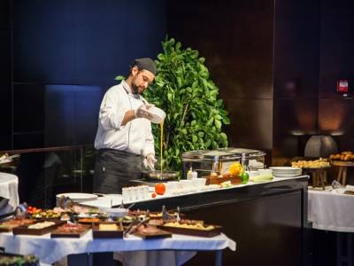 رستوران هتل سنت تن بلگراد