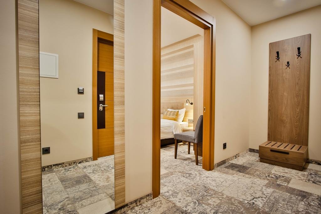 اتاق هتل آمری پلازا تفلیس