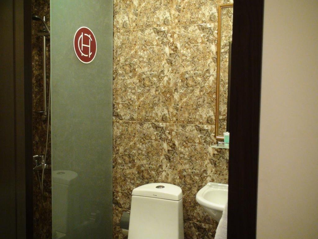 سرویس بهداشتی هتل کامفورت ایروان