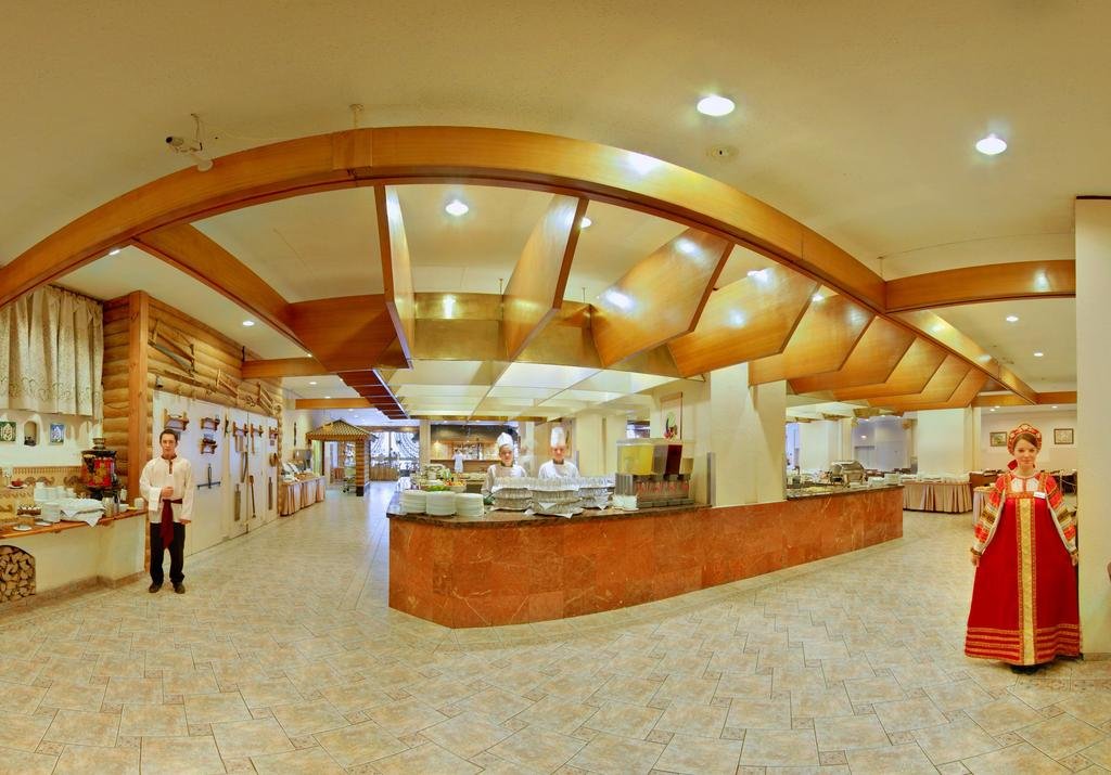 رستوران هتل کاسموس مسکو