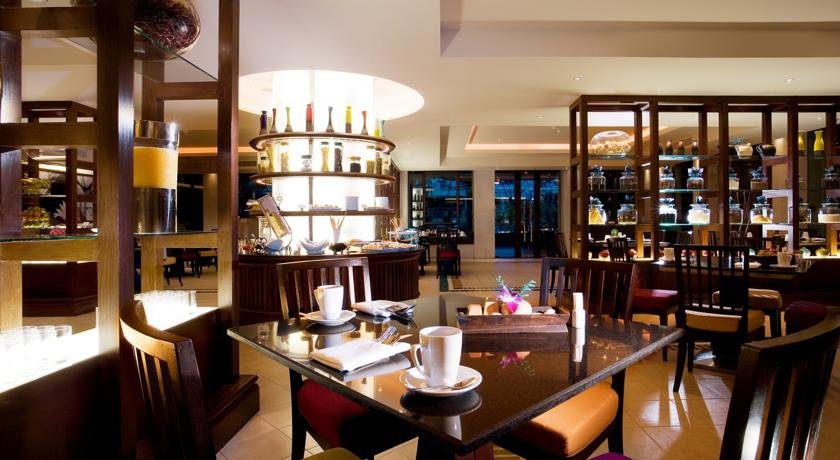 رستوران هتل موونپیک ریزورت پوکت