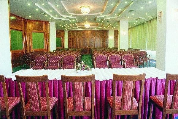 رستوران هتل اوزکایماک