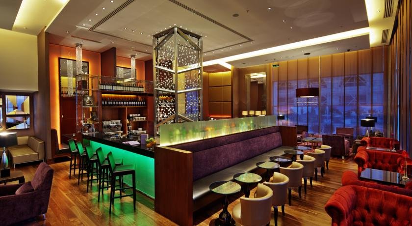 رستوران هتل هیلتون باکو رستوران هتل هیلتون باکو