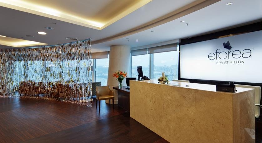 لابی هتل هیلتون باکو لابی هتل هیلتون باکو