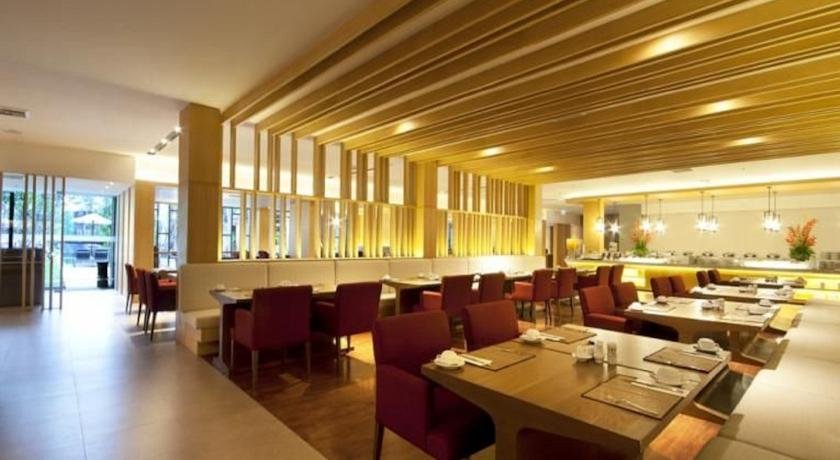 رستوران هتل گریسلند پوکت