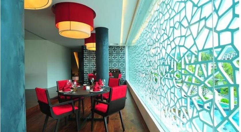 رستوران هتل گریسلند پوکت