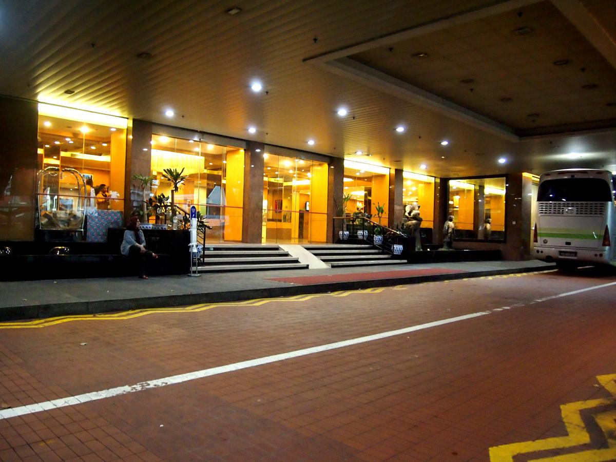 هتل رویال ات نیوتن