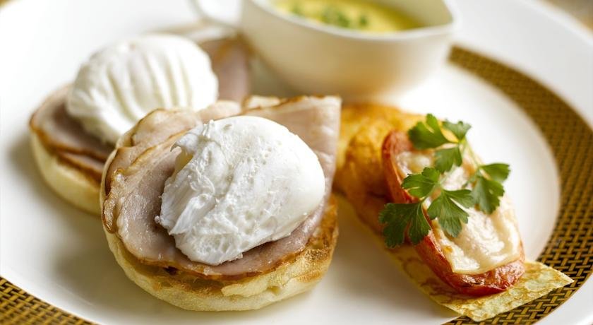 رستوران هتل ریتز کارلتون سنگاپور