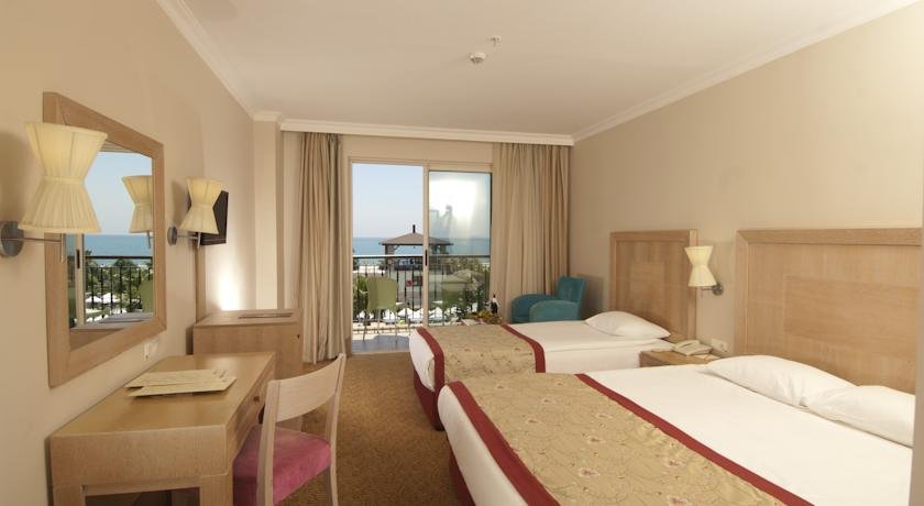 اتاق هتل ورا میر ریزورت